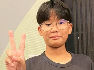 T君